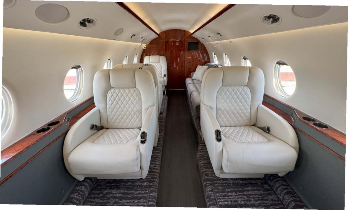 2007 Gulfstream G200 Photo 6