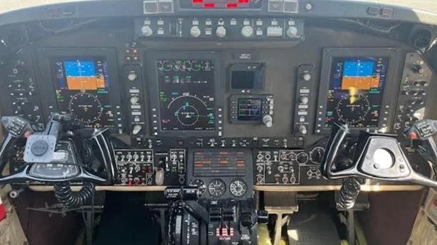 2004 BEECHCRAFT KING AIR 350 Photo 4