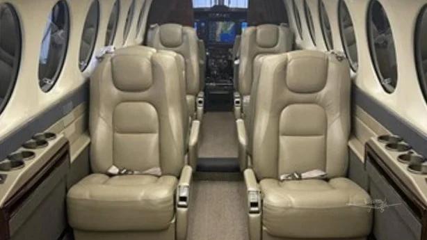 2003 BEECHCRAFT KING AIR 350 Photo 4