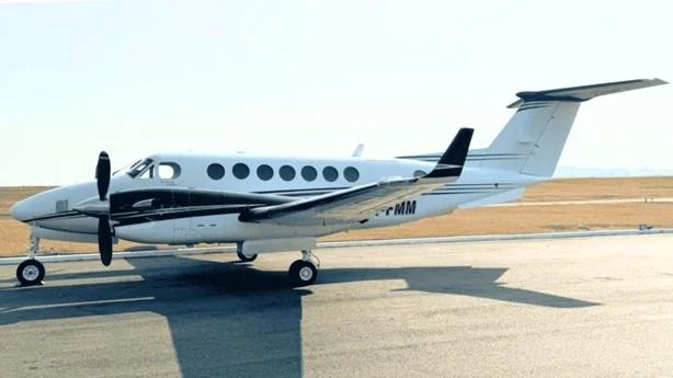 2006 BEECHCRAFT KING AIR 350 Photo 2
