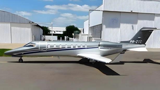 2004 LEARJET 45XR Photo 2