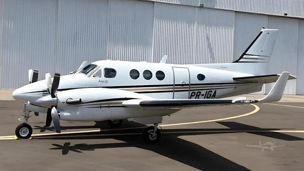 1996 BEECHCRAFT KING AIR C90B Photo 2