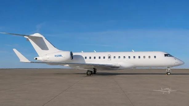 2023 BOMBARDIER GLOBAL 6500 Photo 2