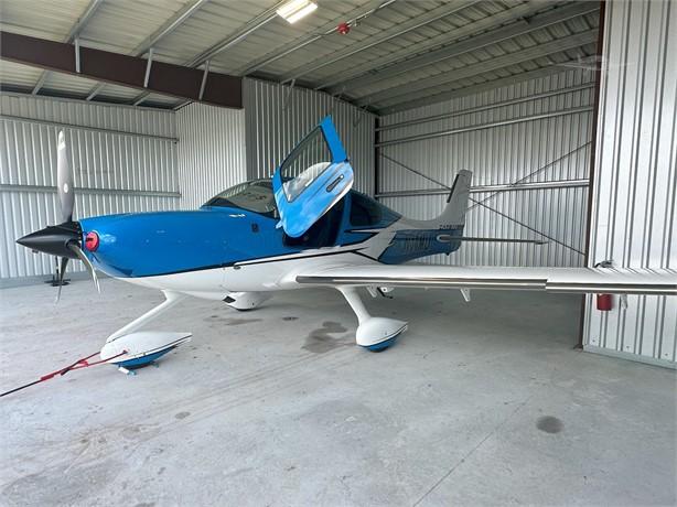 2018 CIRRUS SR22-G6 TURBO Photo 2