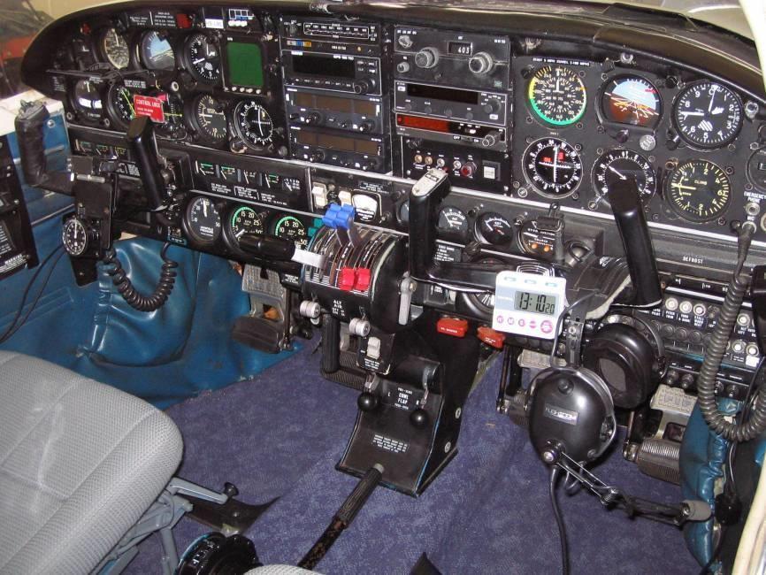 1972 PIPER SENECA Photo 4