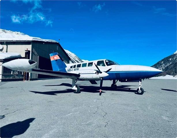 1975 CESSNA 402B Photo 2