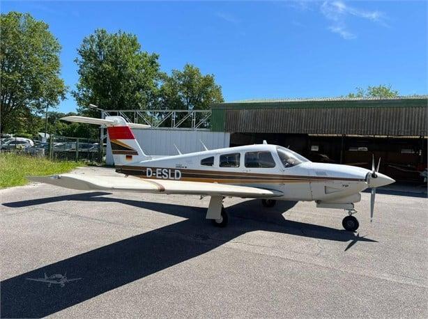 1984 PIPER TURBO ARROW IV Photo 2