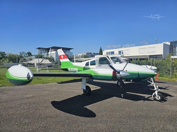 1961 CESSNA 310F Photo 3