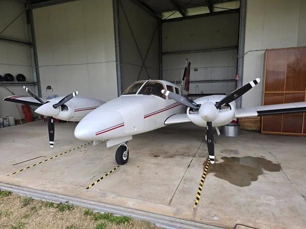 1979 PIPER SENECA II Photo 2