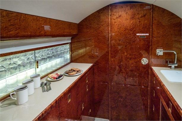 1998 GULFSTREAM IVSP Photo 4