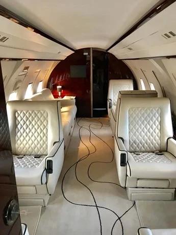 1986 BOMBARDIER CHALLENGER 601-1A Photo 4