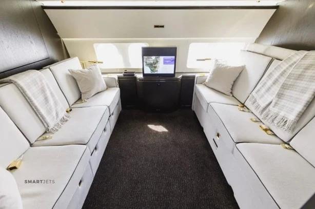 1998 BOEING BBJ Photo 3