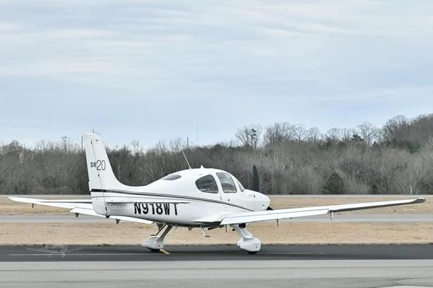 2013 CIRRUS SR20-G3 Photo 7