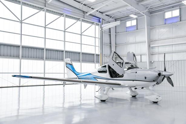 2013 CIRRUS SR22-G5 TURBO Photo 2