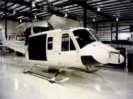 1991 BELL 212 Photo 3