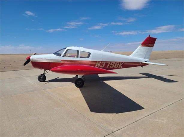 1967 PIPER CHEROKEE 140 Photo 2