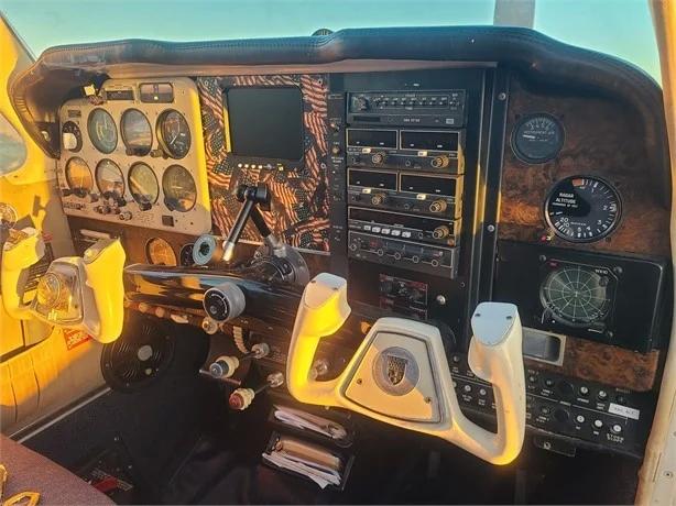 1976 BEECHCRAFT A36 BONANZA Photo 4