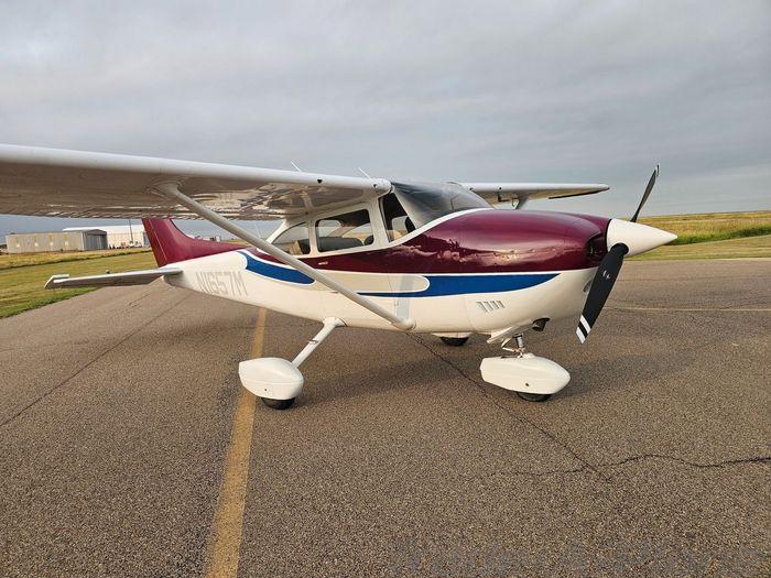 1975 CESSNA 182P SKYLANE Photo 3