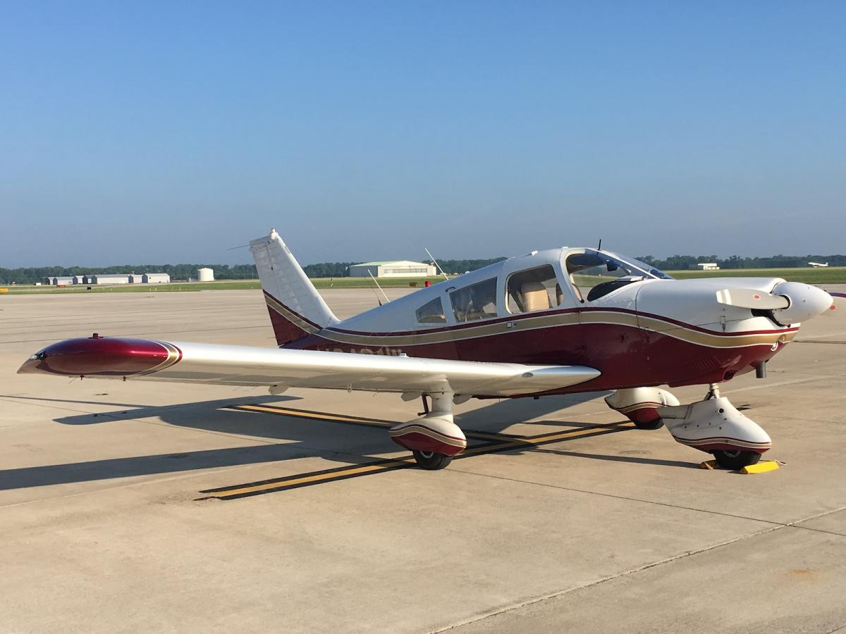 1968 Piper PA-28-235 Cherokee Photo 2