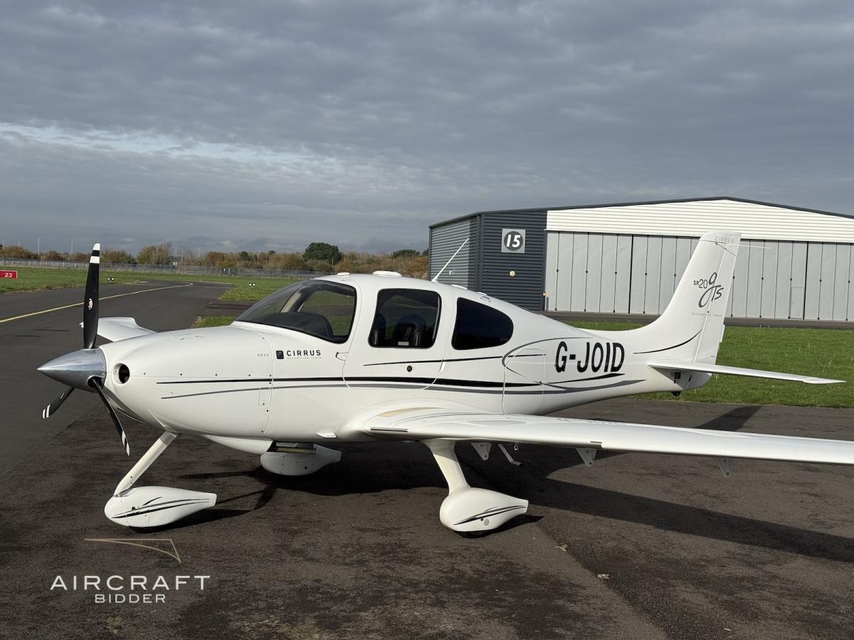 2008 Cirrus SR20 G3 GTS Photo 2