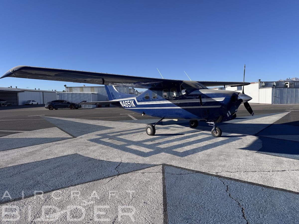 1979 Cessna P210N Photo 2