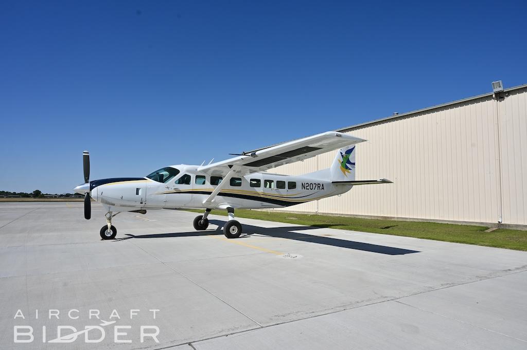 2014 Cessna Caravan 208B-EX Photo 2