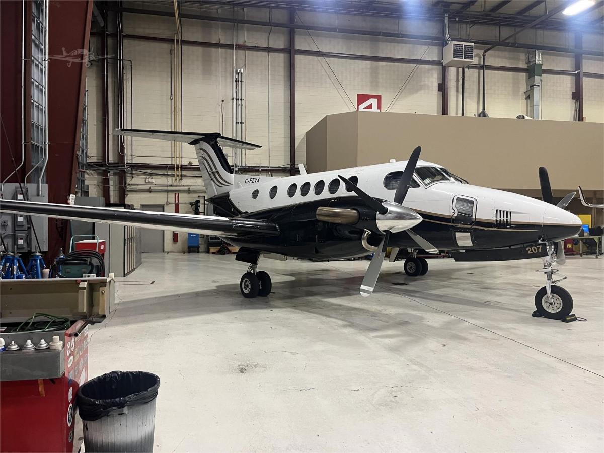 1977 BEECHCRAFT KING AIR 200 Photo 3