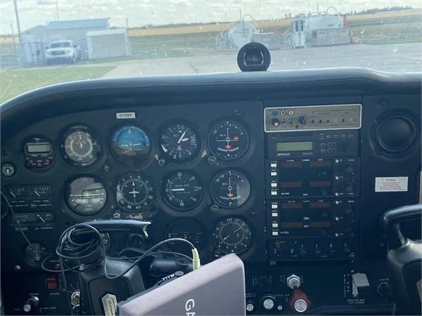 1977 CESSNA 172N SKYHAWK Photo 3