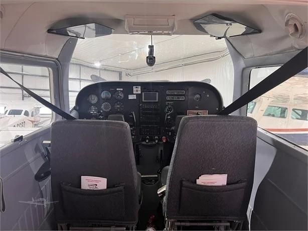 1975 CESSNA U206F STATIONAIR Photo 3