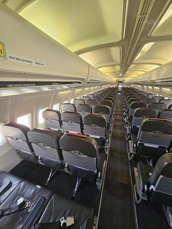 1987 BOEING 737-200 Photo 4