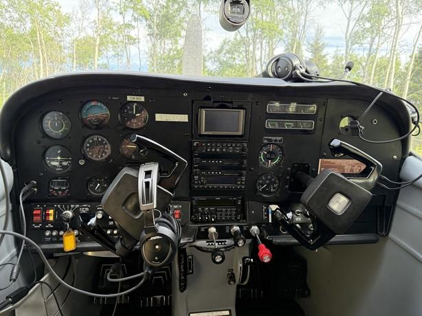 1975 CESSNA U206F STATIONAIR Photo 3