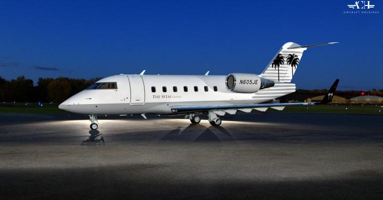 2000 Bombardier Challenger 604 Photo 2