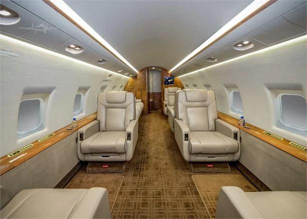 2000 BOMBARDIER CHALLENGER 604 Photo 4