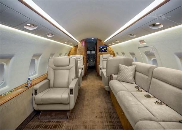 2000 BOMBARDIER CHALLENGER 604 Photo 5