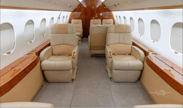 2010 DASSAULT FALCON 2000LX Photo 4