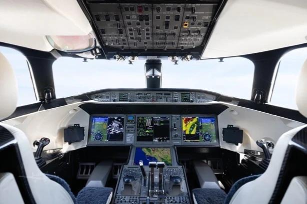 2026 BOMBARDIER GLOBAL 8000 Photo 5