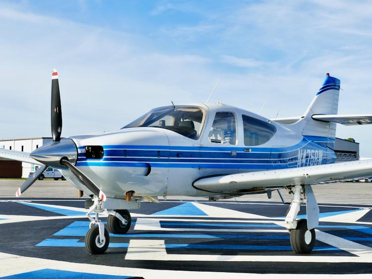 1976 Rockwell Commander 114 Photo 3