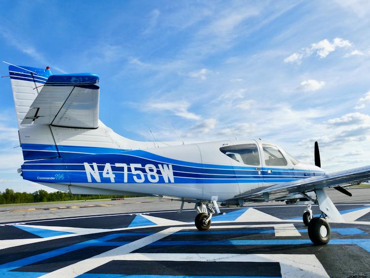 1976 Rockwell Commander 114 Photo 6