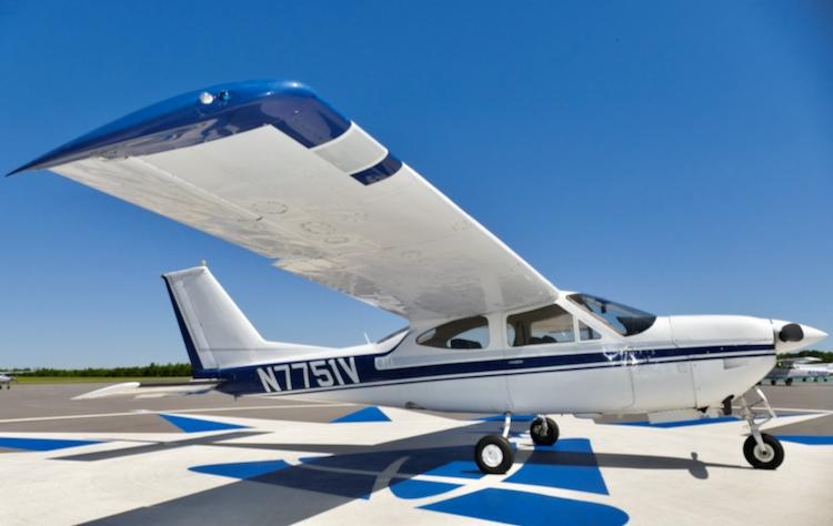 1976 Cessna 177RG Cardinal RG Photo 3