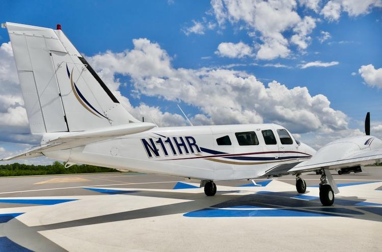 1979 Piper PA-34-220T Seneca II/III Photo 3
