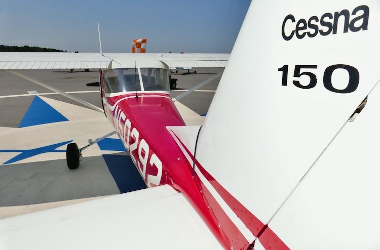 1968 Cessna 150H Photo 2