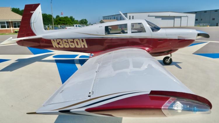 1980 Mooney M20K 231 Photo 3