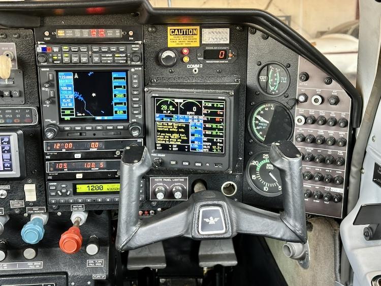 1980 Mooney M20K 231 Photo 3