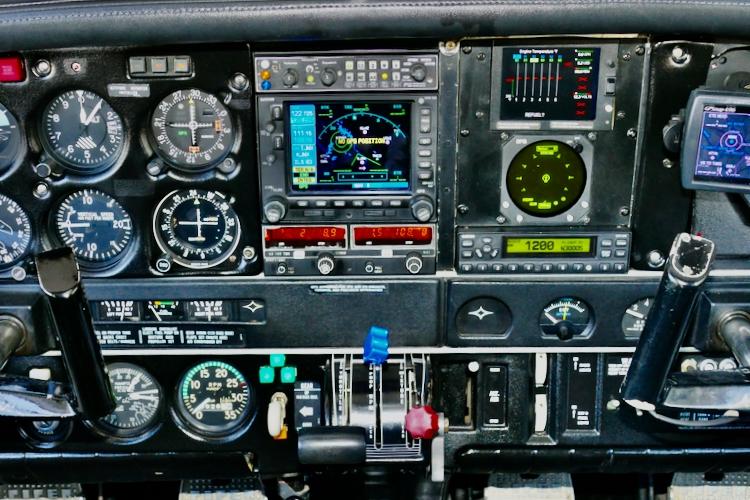 1978 Piper PA-32RT-300 Lance II Photo 5