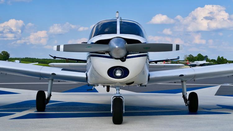 1972 Piper PA-28-140 Cherokee 140E Photo 3