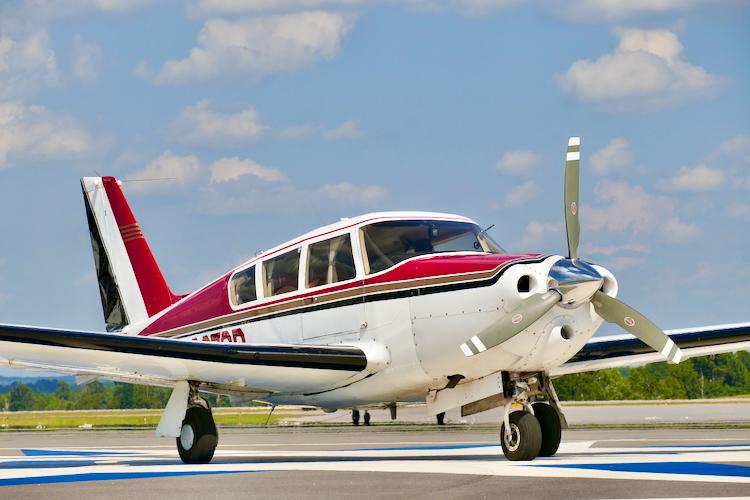1966 Piper PA-24-260 Comanche 260 Photo 2