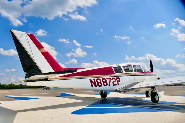 1966 Piper PA-24-260 Comanche 260 Photo 3