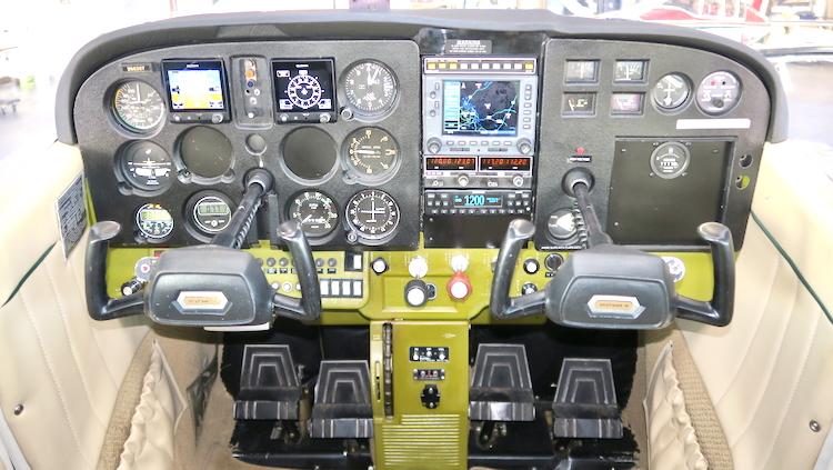 1974 Cessna 172M Photo 3
