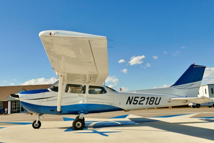 2002 Cessna 172SP Skyhawk Photo 7