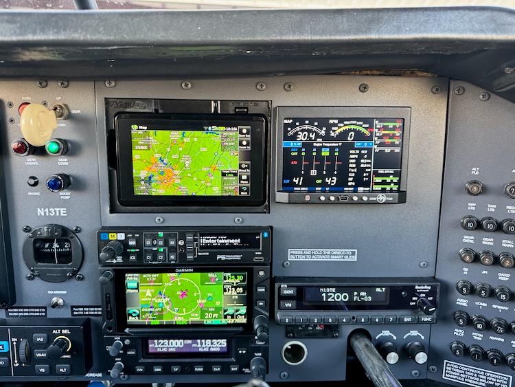 1978 Mooney M20J Photo 4